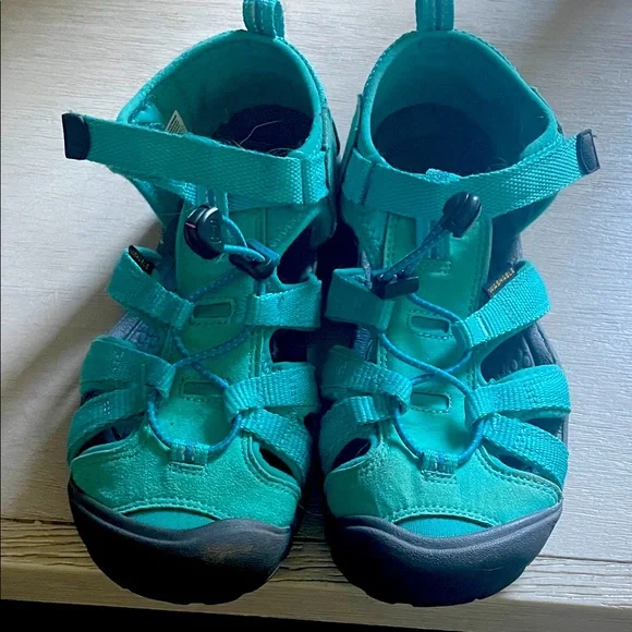 Girls Keen Teal washable hiking sandals size 4 - Picture 1 of 6